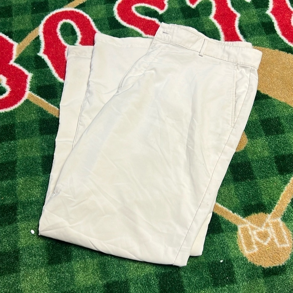 Under Armour Men's Beige Loose Golf Pants Size 38x32